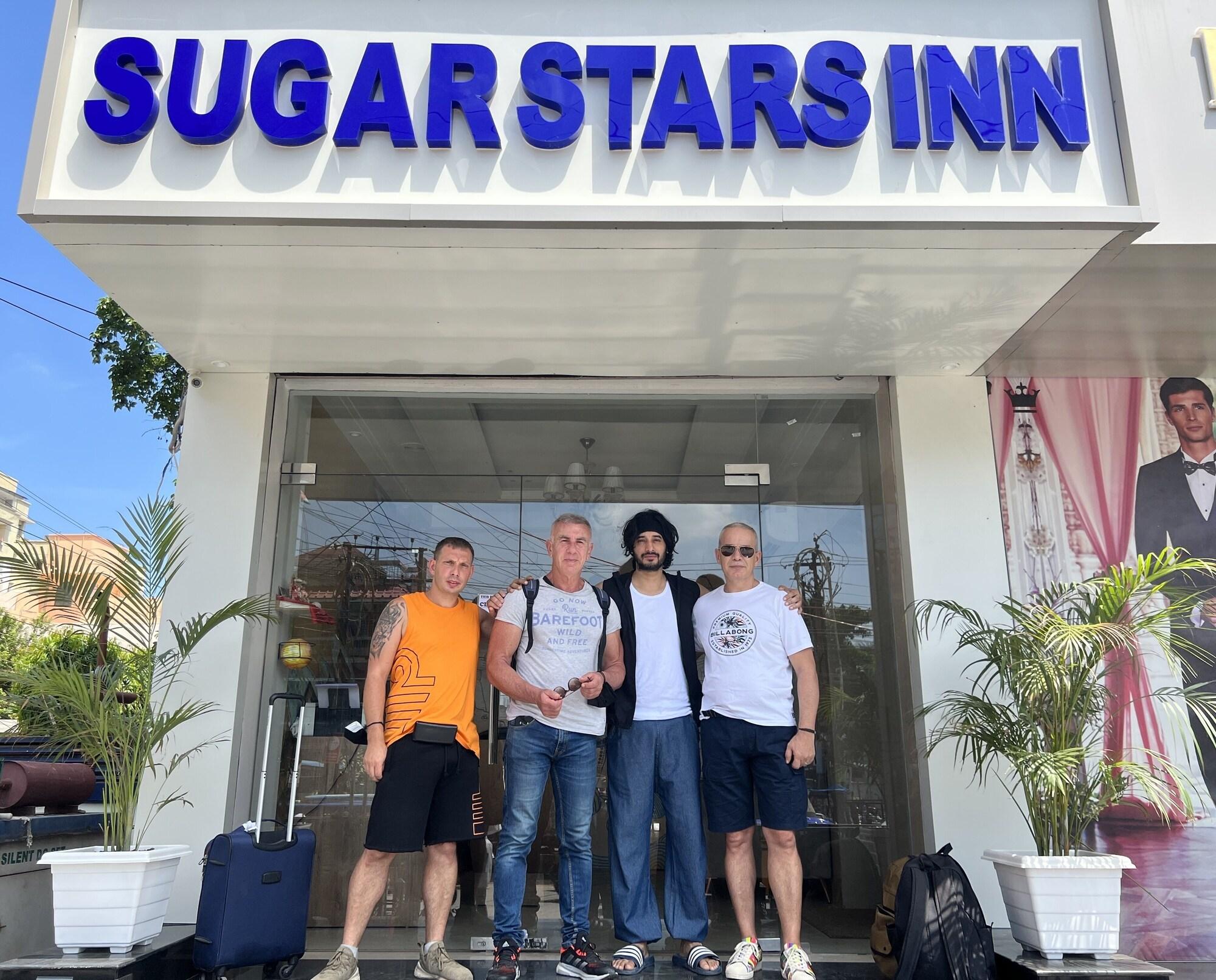 Vista Exterior Sugar Stars Inn