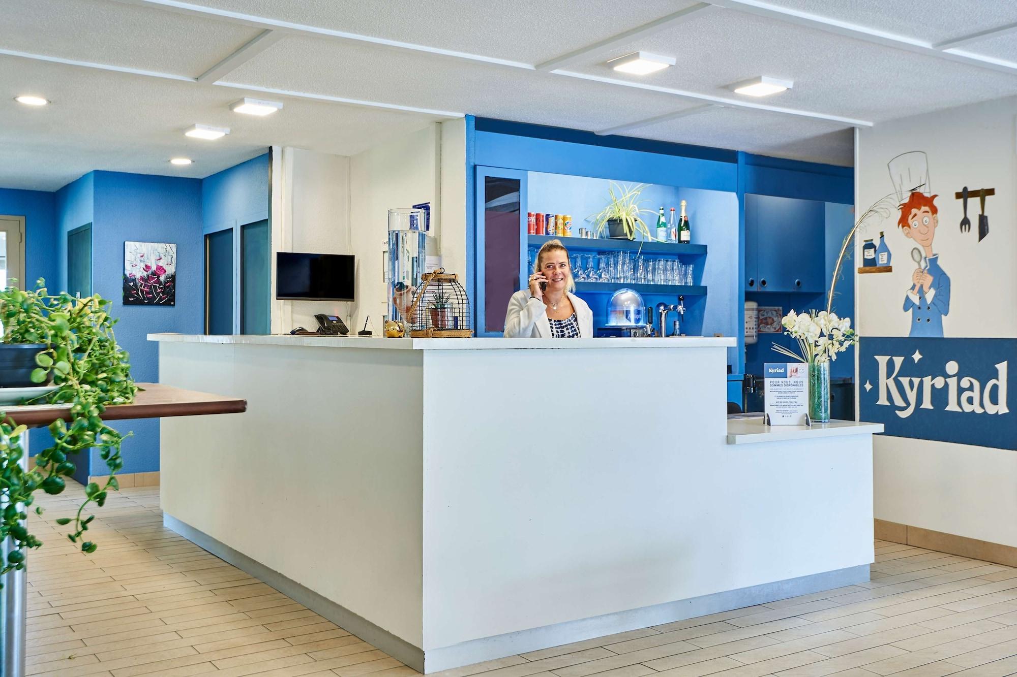 Vista Lobby Kyriad Tarbes - Bastillac
