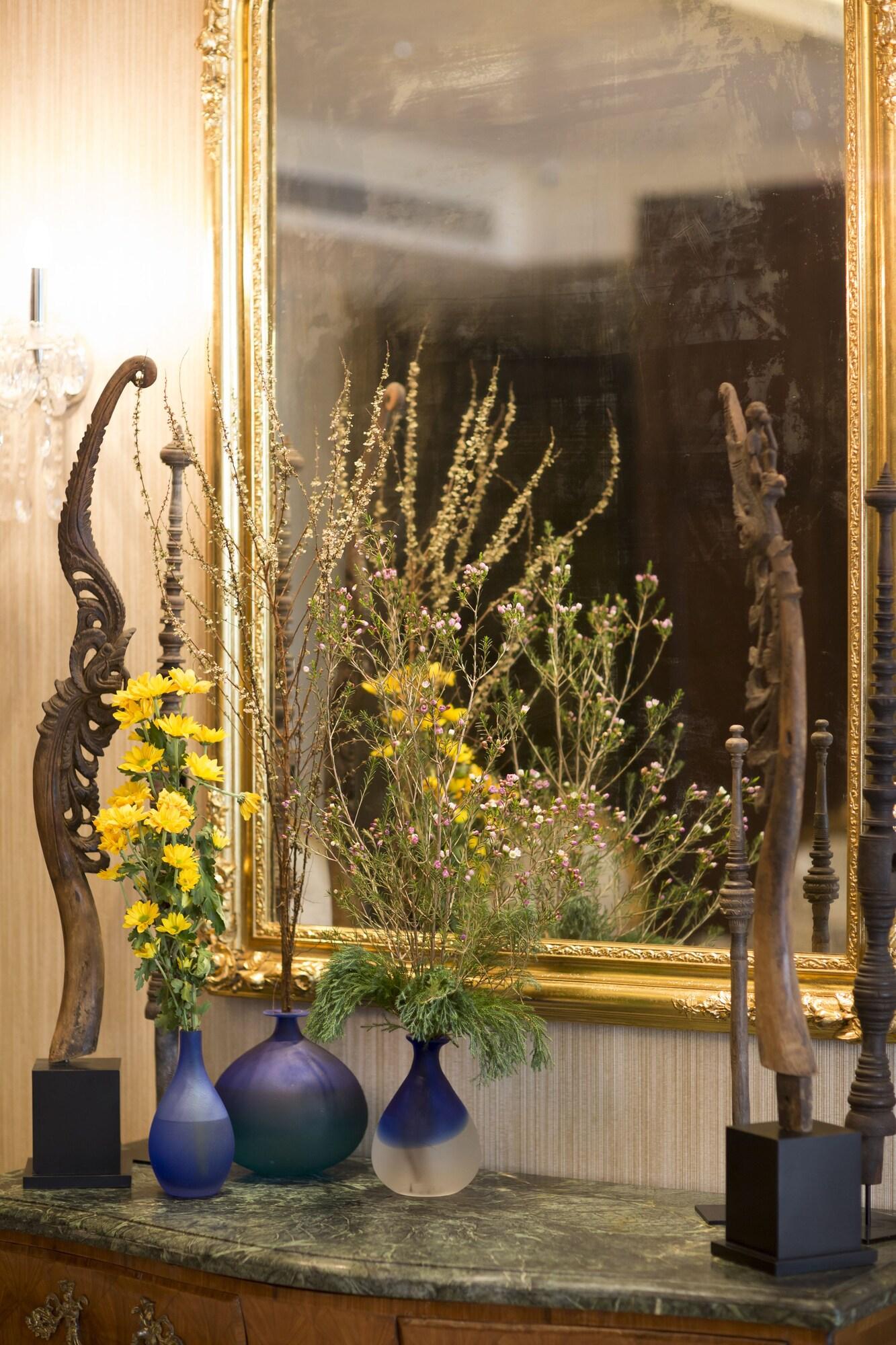 Vista Lobby The Rose Residence Bangkok