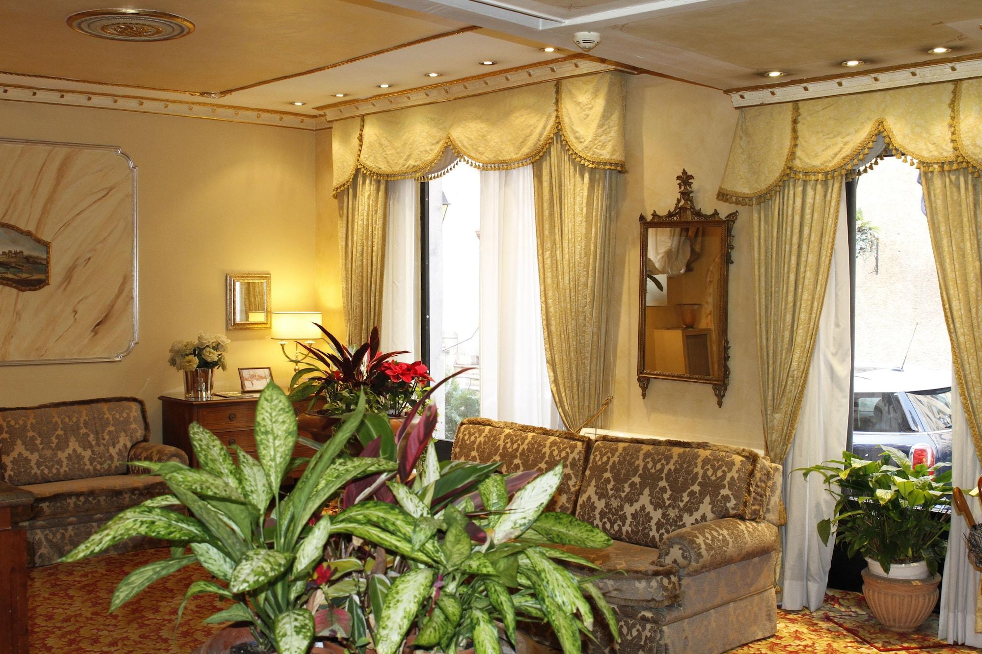 Vista Lobby Hotel Eliseo