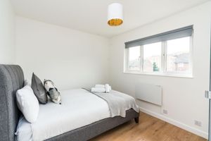 Renta temporal - Sleek and Stylish 2BD Home With a Garden Anerley