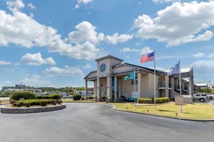 Alojamiento - Suburban Studios at the University