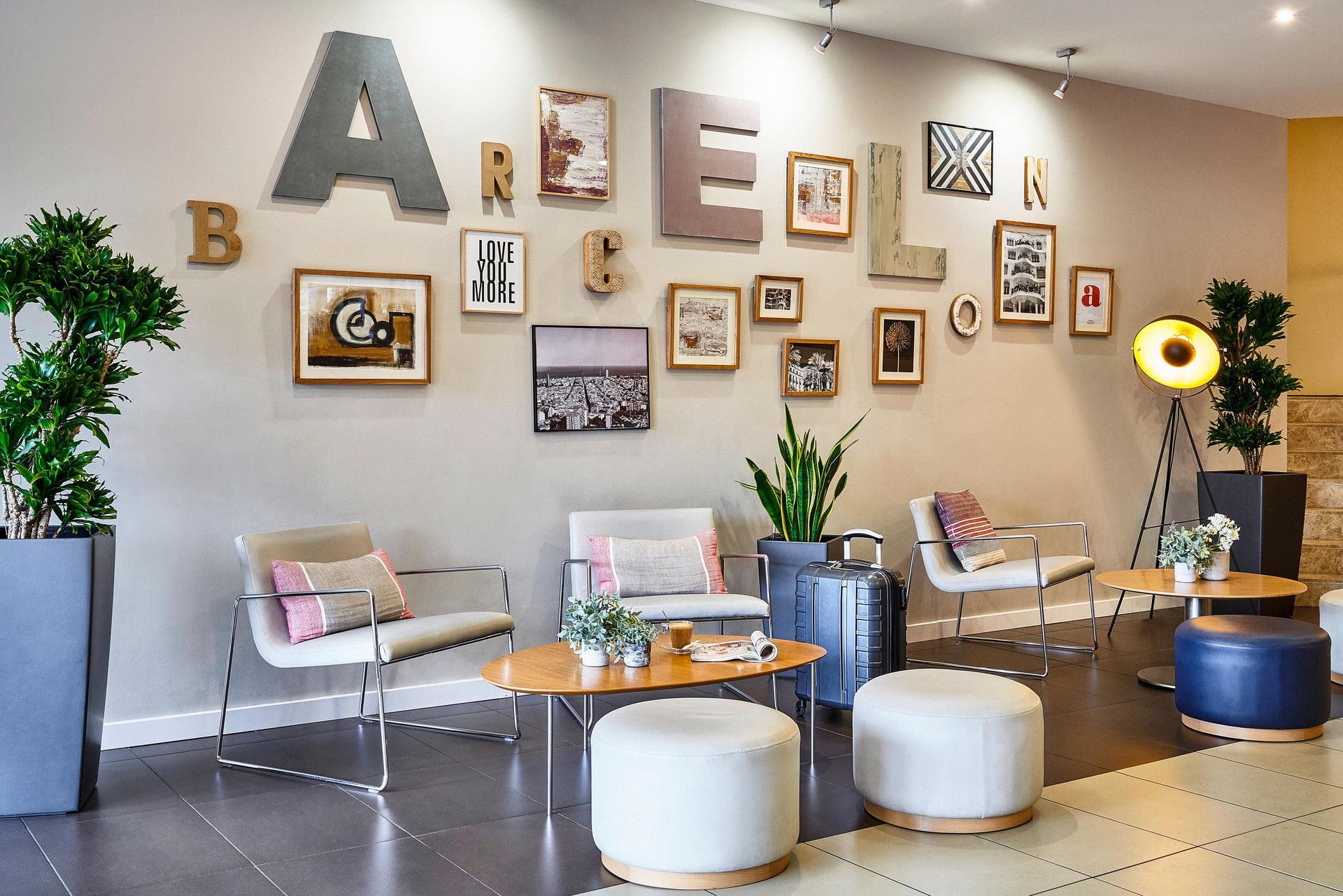 Vista Lobby ibis Barcelona Meridiana