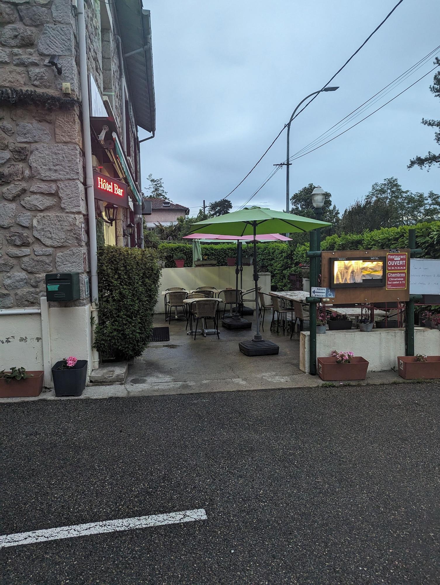 Vista Exterior AUBERGE DES PINS
