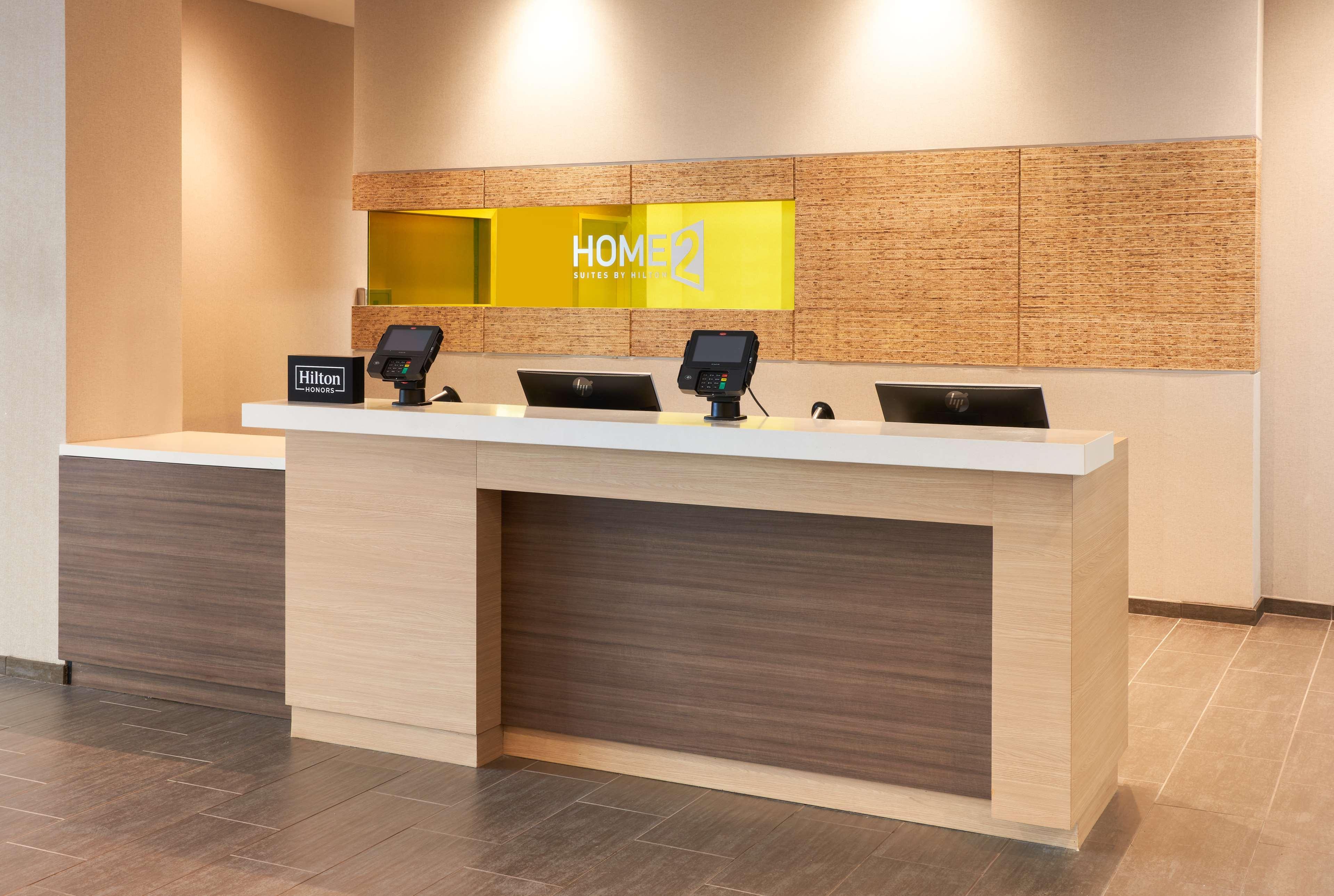 Vista Lobby Home2 Suites by Hilton Ft. Lauderdale Downtown, FL