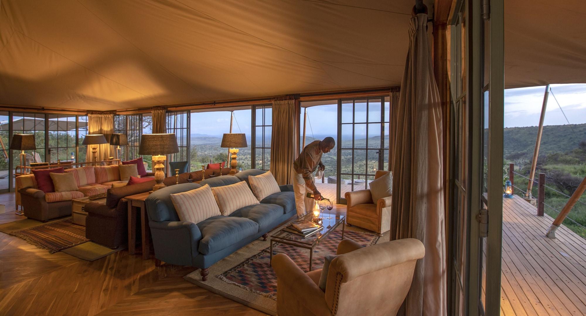 Bar/Salón Loisaba Lodo Springs