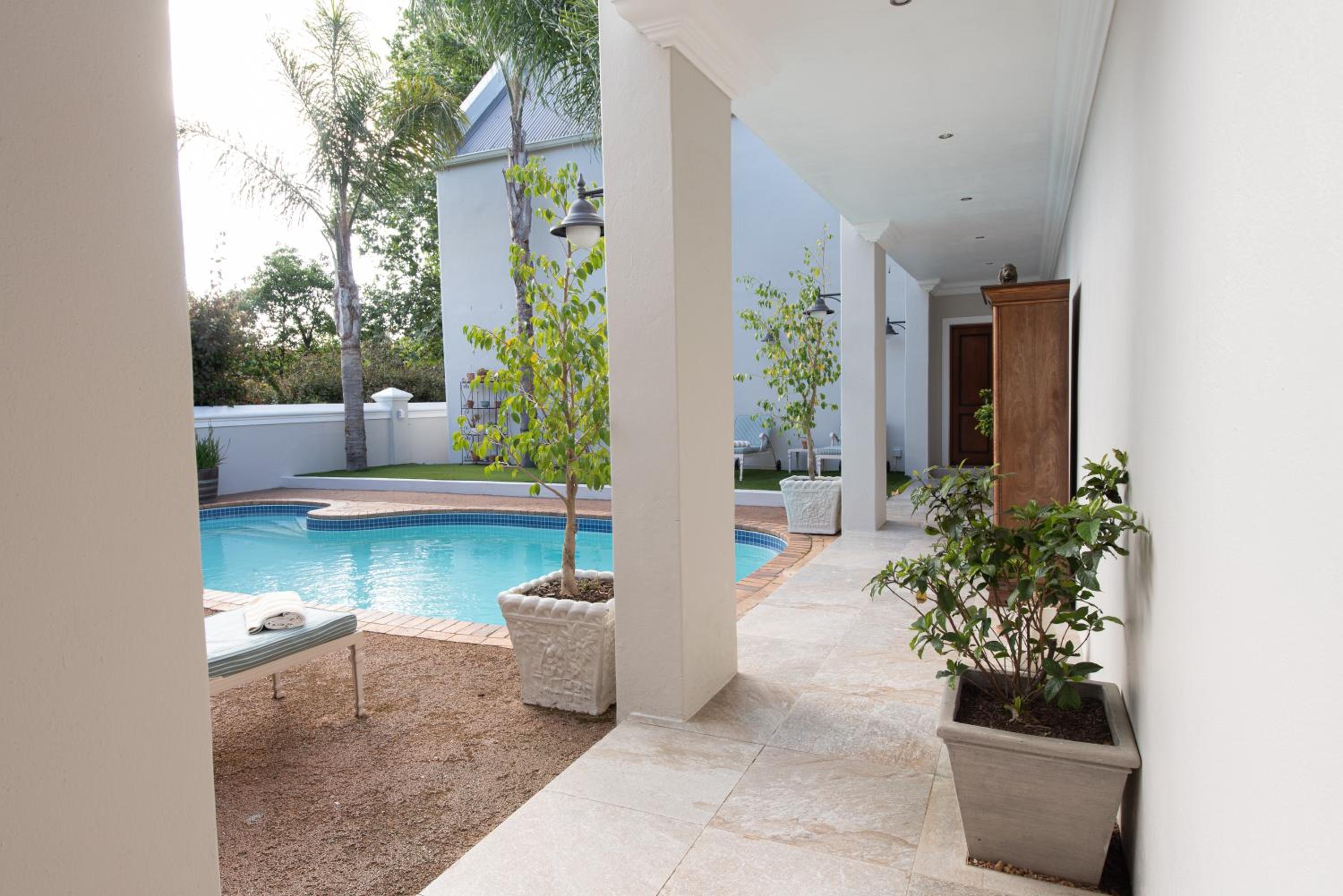 Vista Piscina Banhoek Lodge