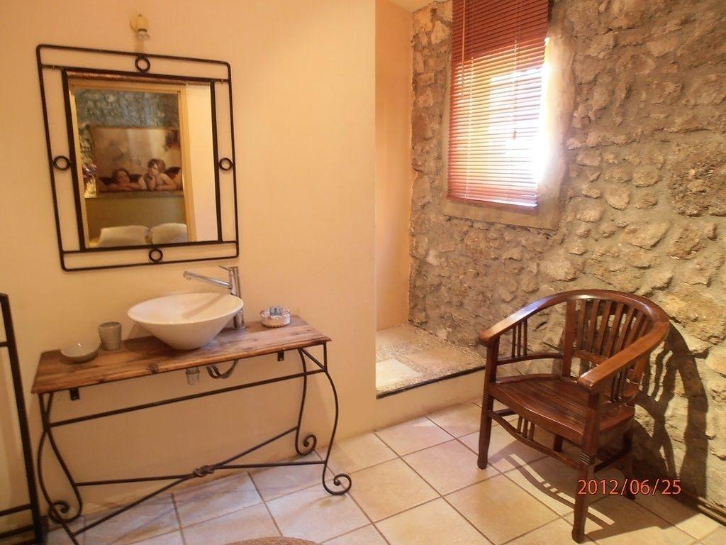 Equipamiento de Habitación La Chamberte