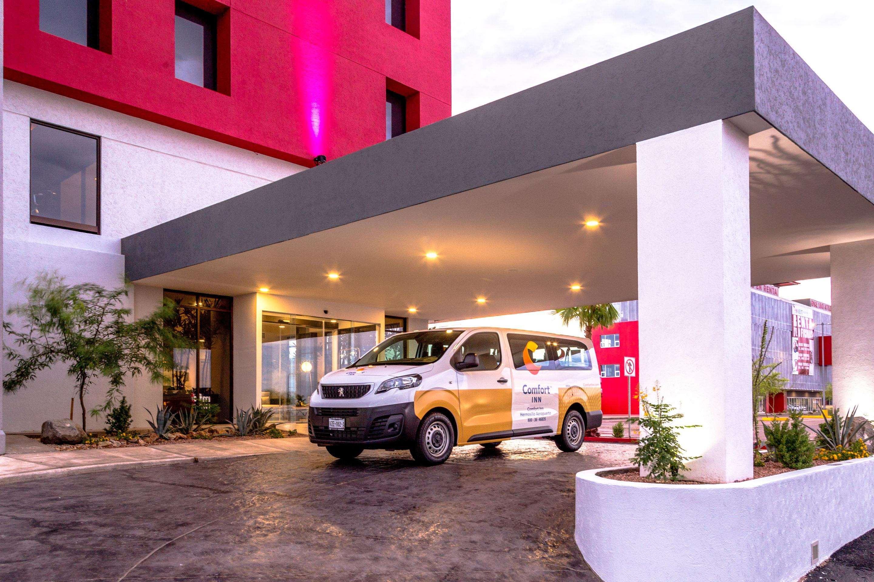 Vista Exterior Comfort Inn Hermosillo Aeropuerto