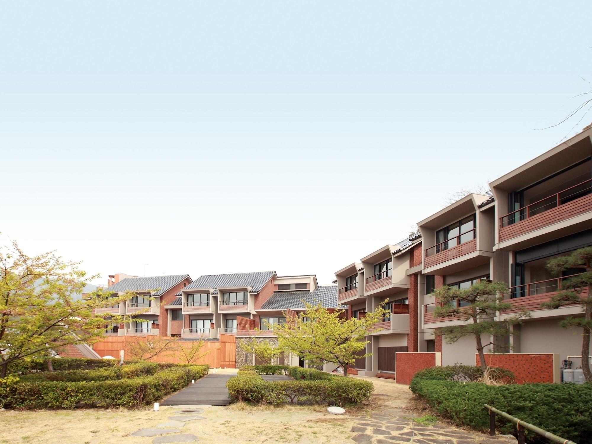 Varios Beachside Onsen Resort Umi