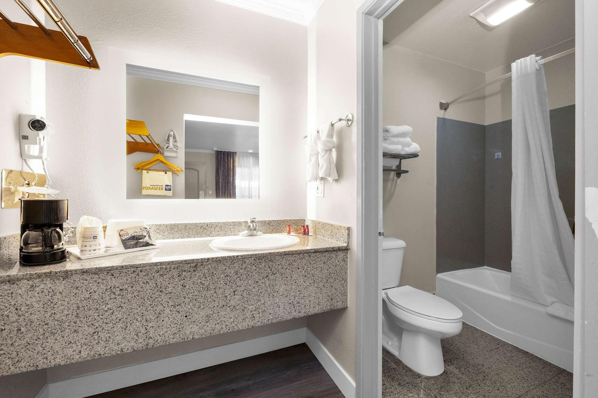Equipamiento de Habitación SureStay by Best Western San Francisco Marina District