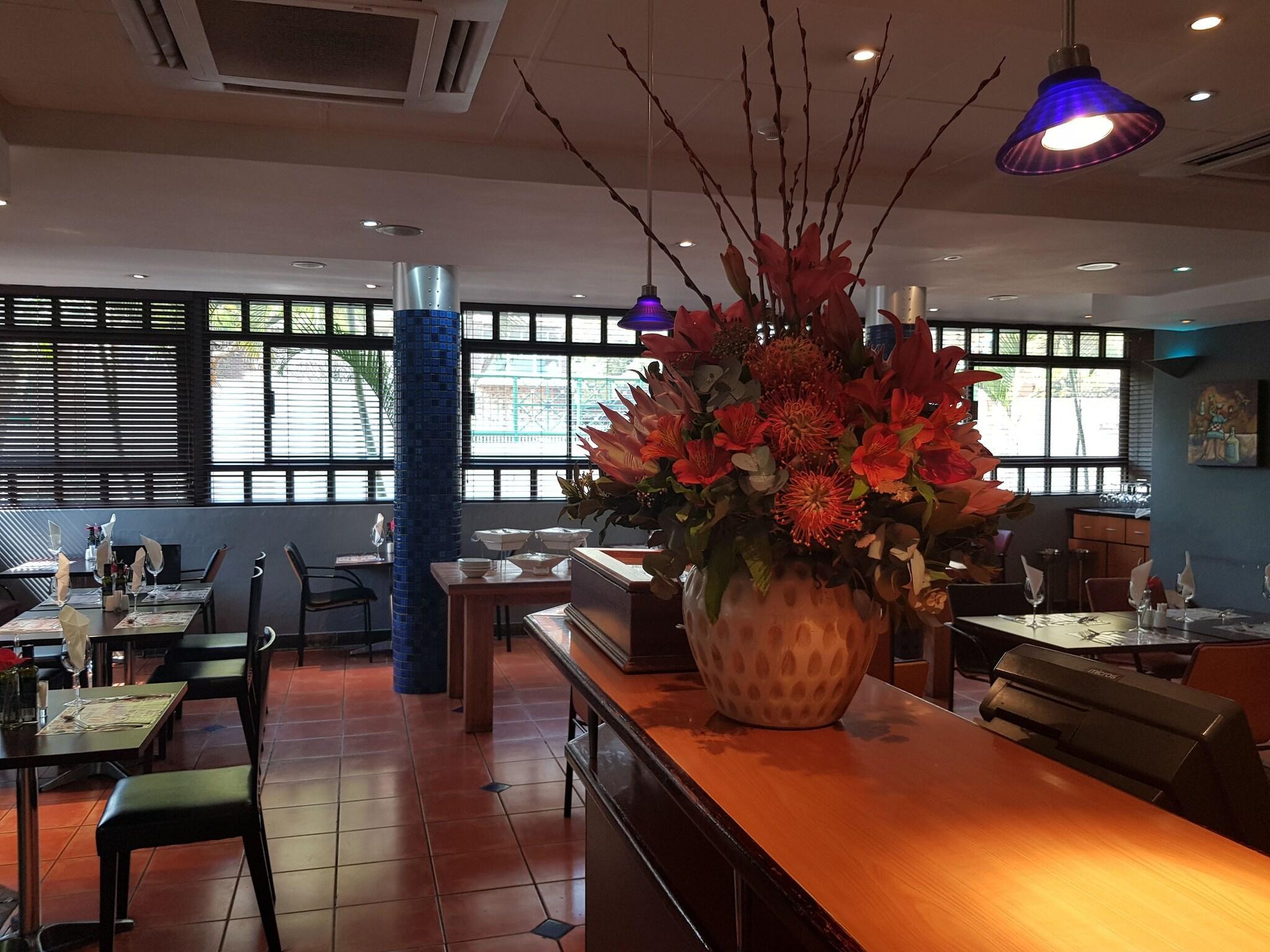 Restaurant Court Classique Suite Hotel