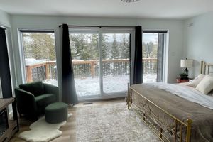Alquiler Vacacional - NEW Waterfront Cottage on Lac Johnson; relaxing 4 season getaway. Pet friendly!