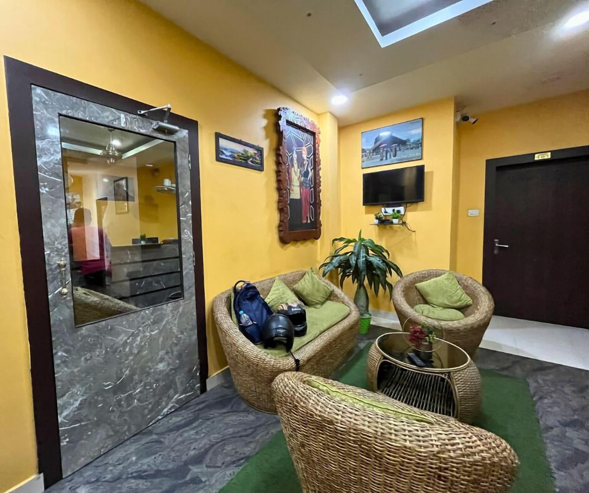 Vista Lobby Sawkmie Hotel