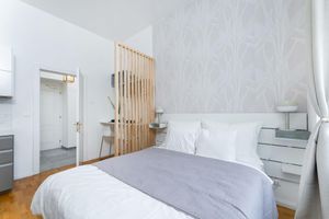 Alquiler Vacacional - 3 minutes walking to Wenceslav Square and Muzeum! Cozy Prague City Apartment.