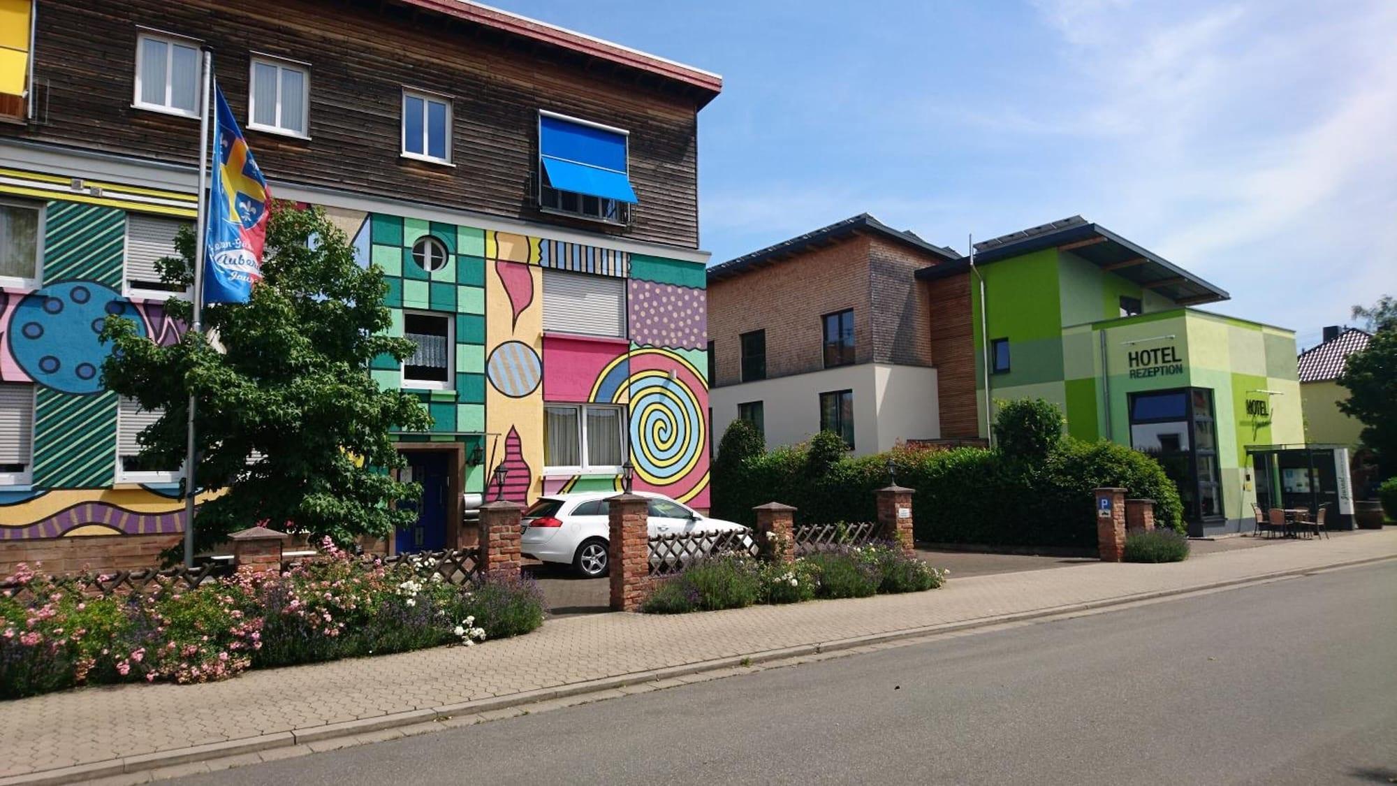 Vista Exterior Hotel le Journal
