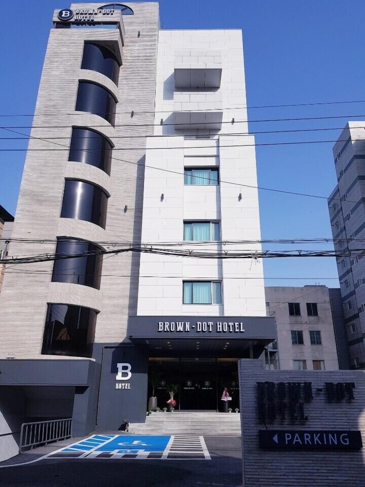 Varios Pohang Brown Dot Hotel