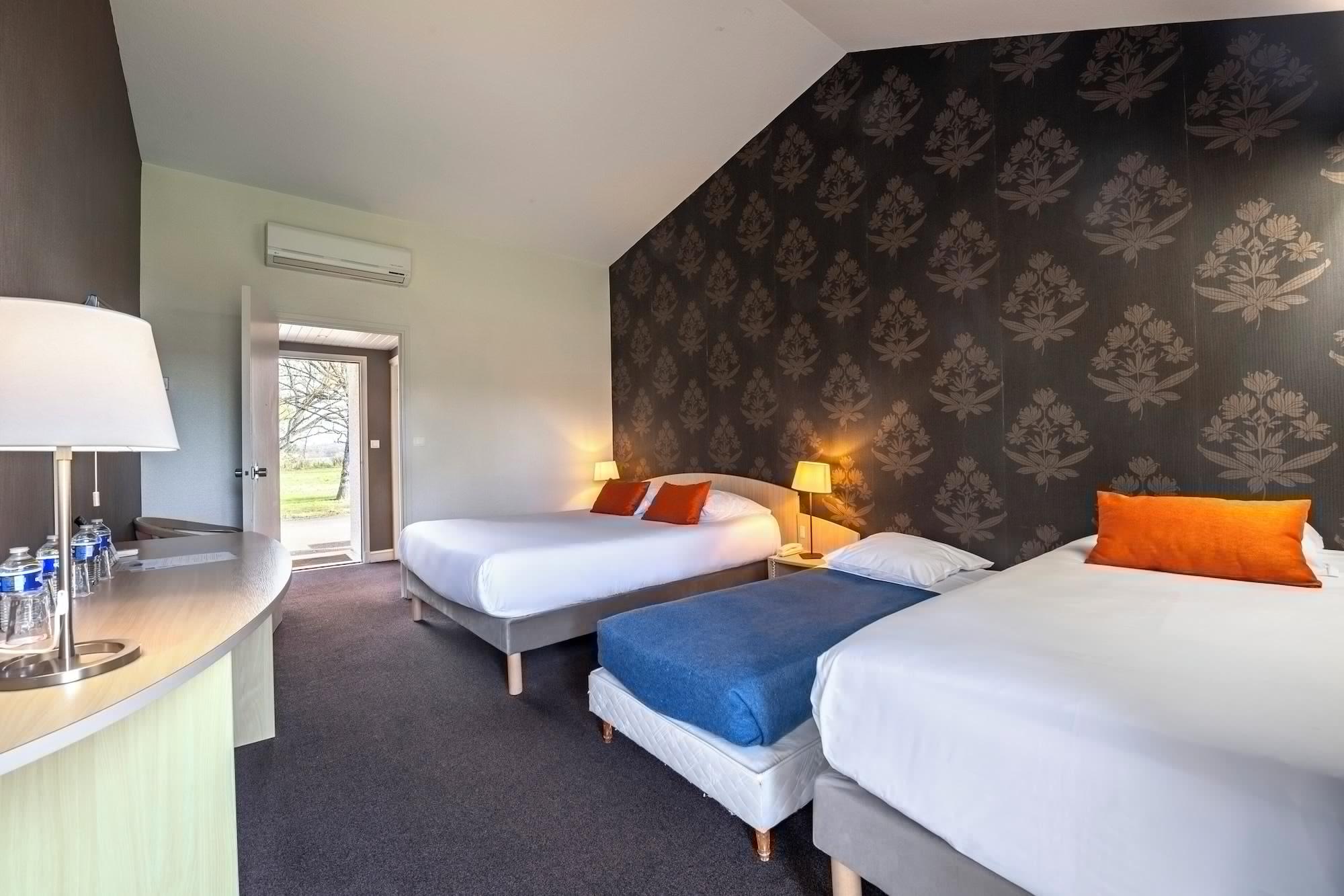 Habitación Le relais fleuri, Hôtel et restaurant Logis - Avallon