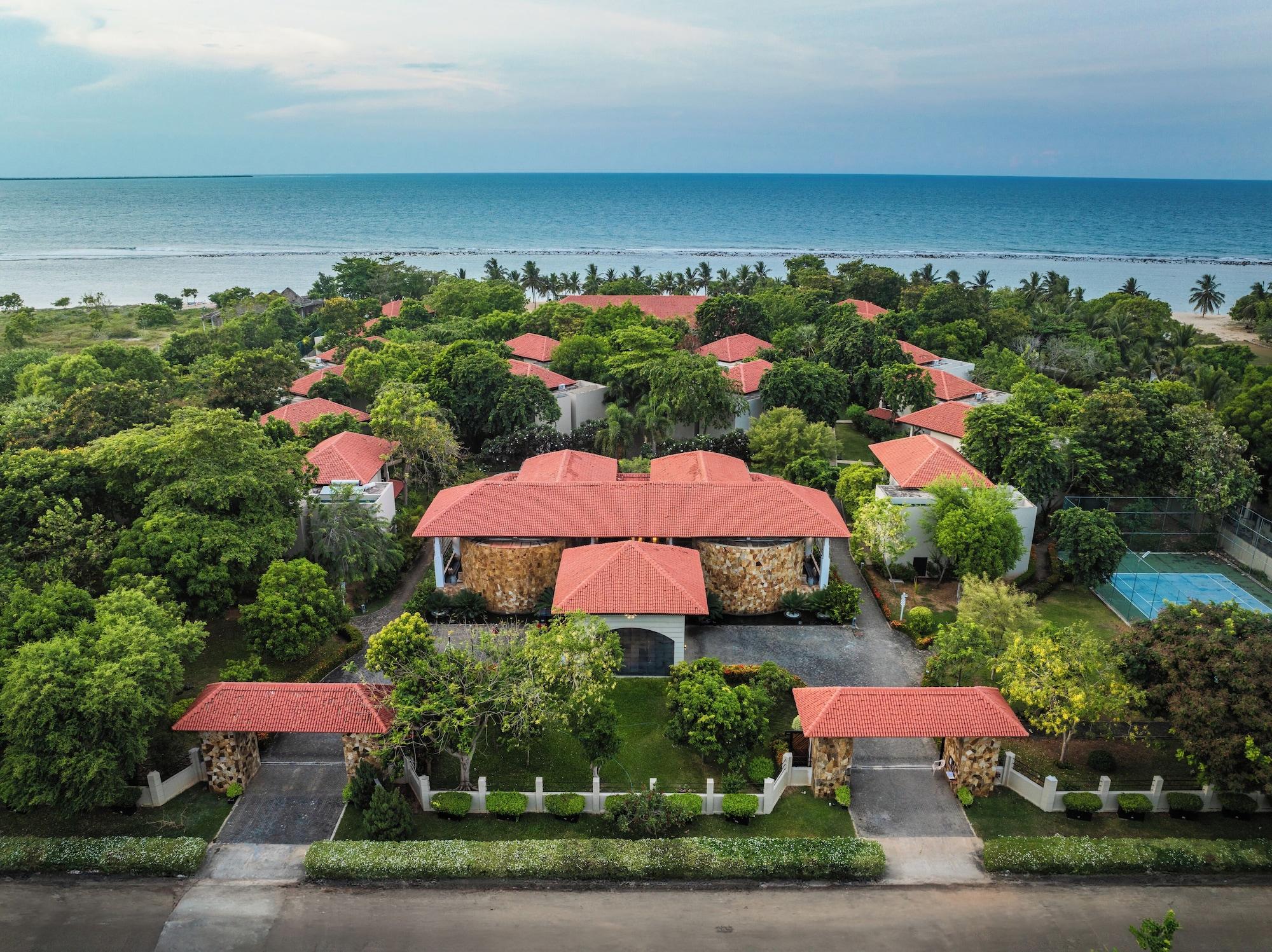 Vista Exterior Sun Siyam Pasikudah