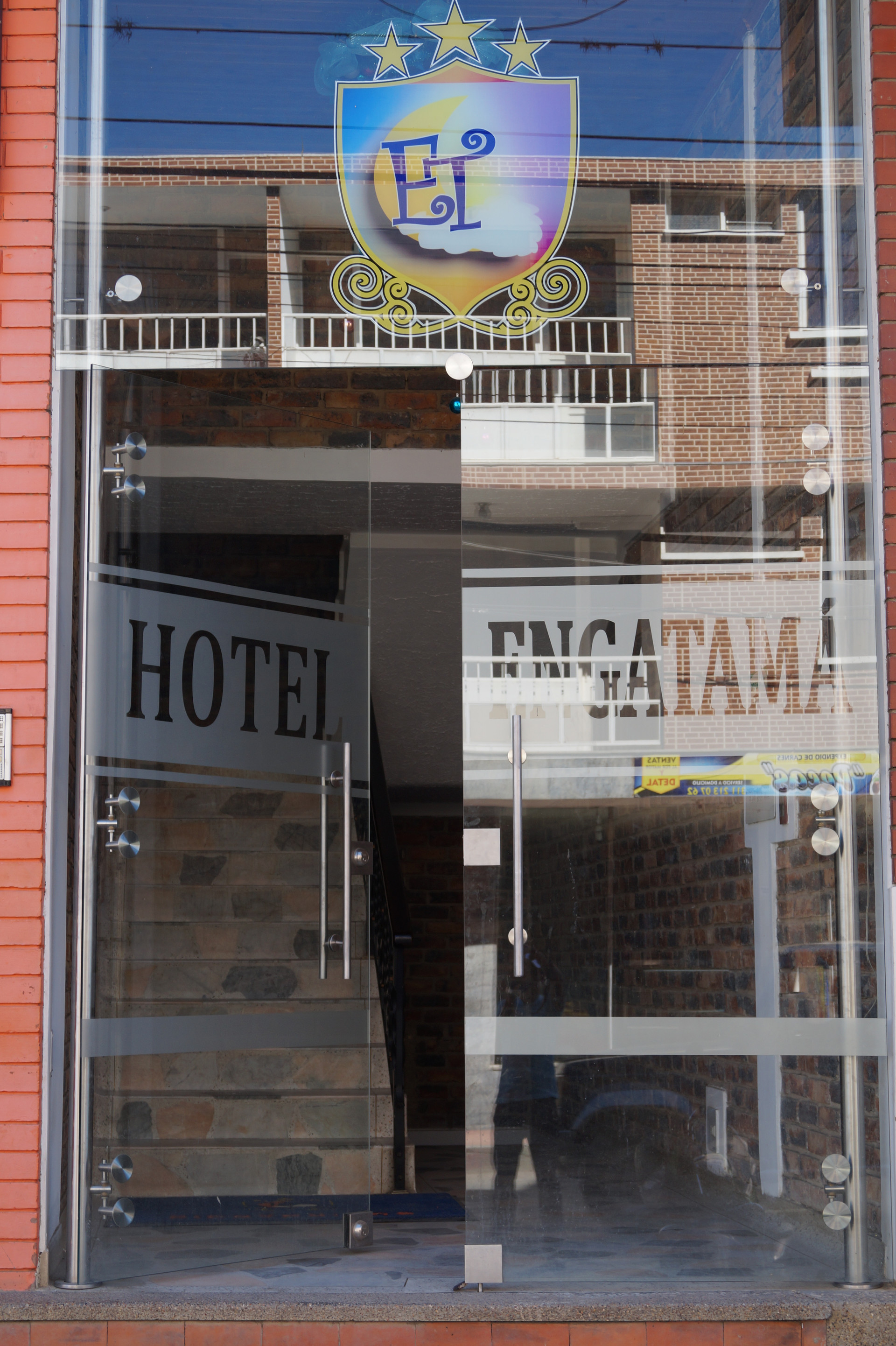 Vista Exterior Hotel Engatama
