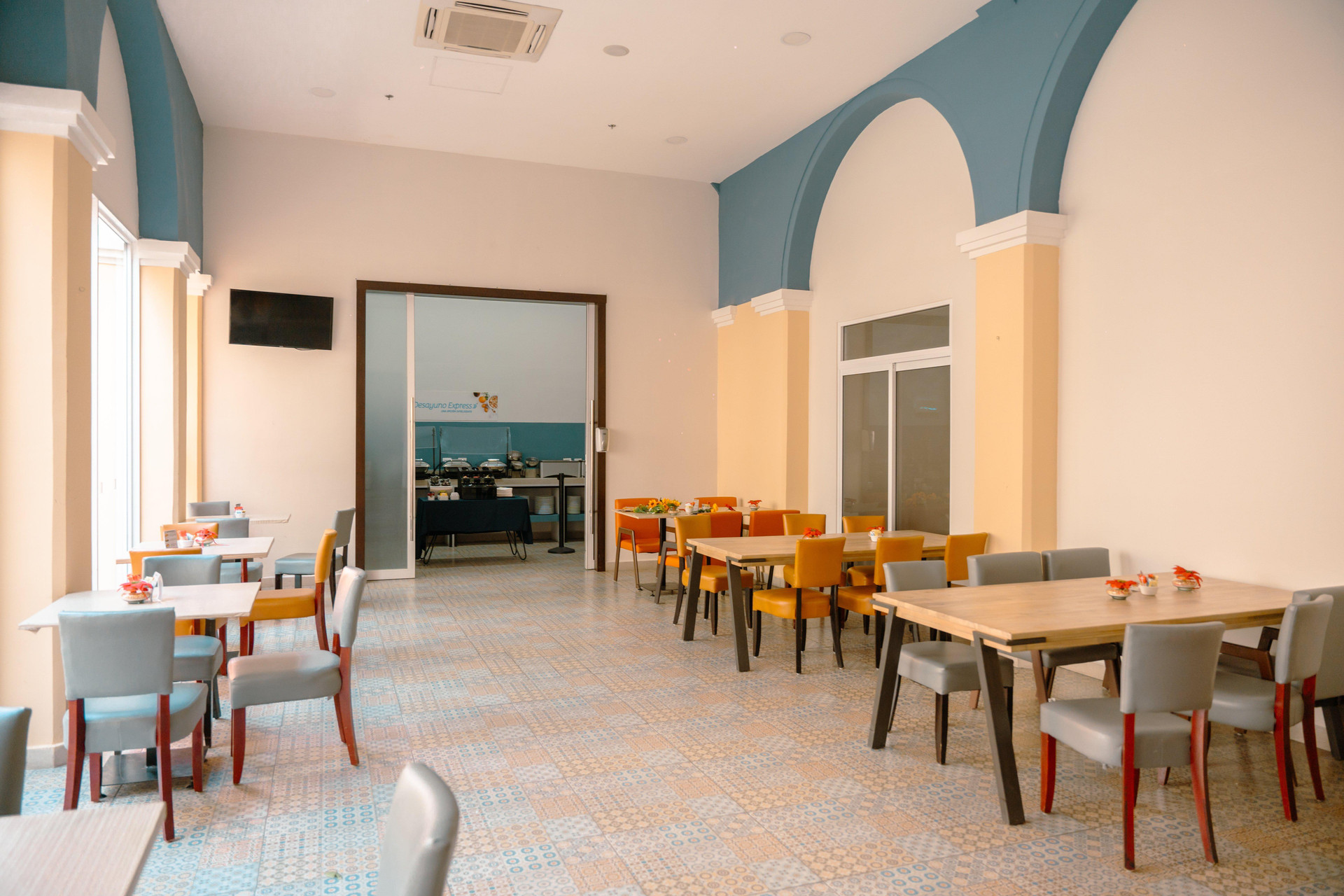 Restaurant Holiday Inn Express Merida Centro by IHG