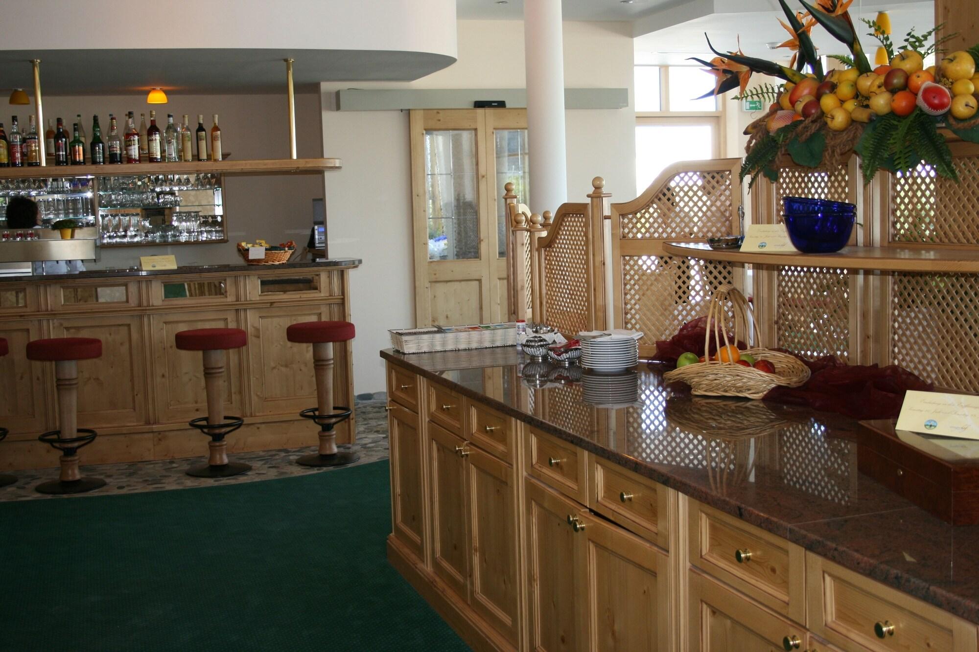 Bar/Salón Wengerhof