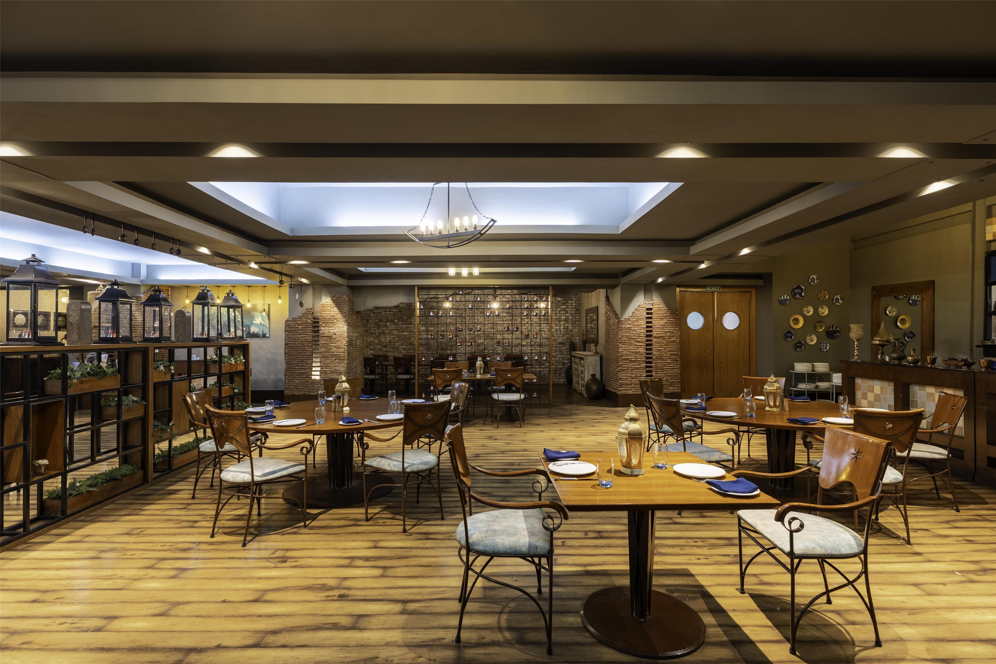 Restaurant Radisson Blu Hotel Pune Kharadi