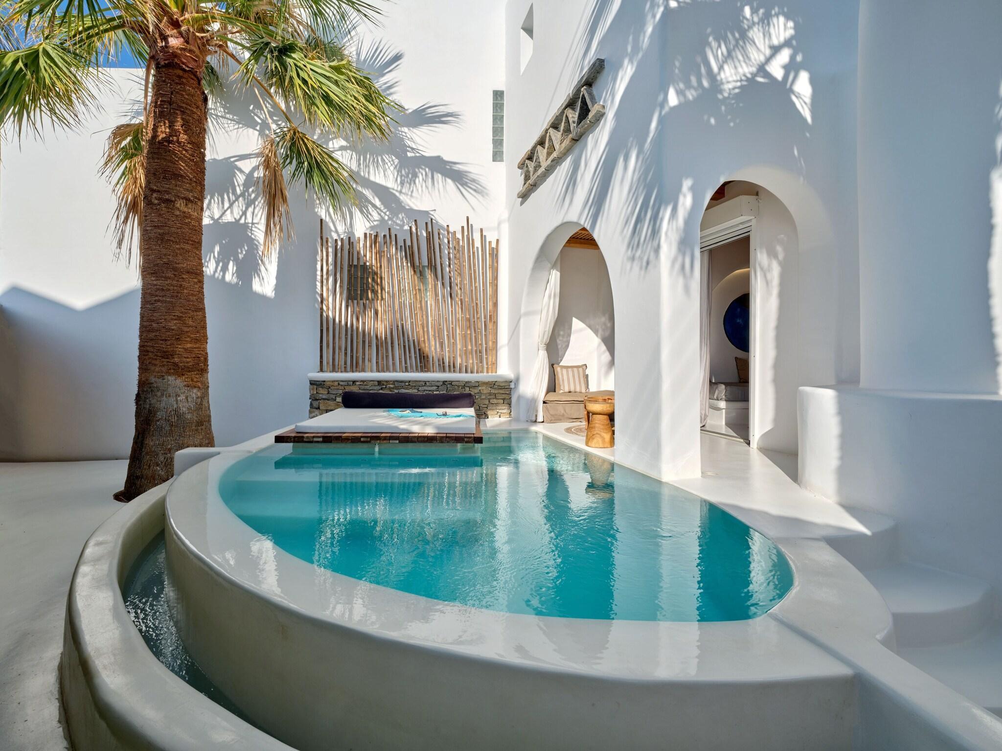 Vista Exterior Zefi Hotel & Suites