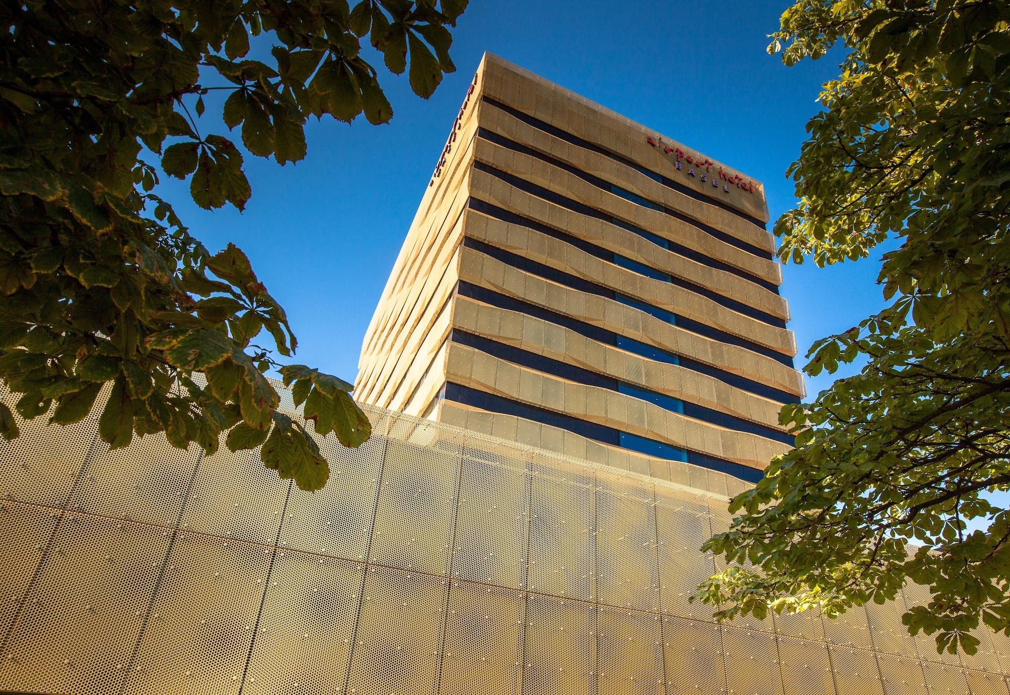 Vista Exterior Airport Hotel Basel