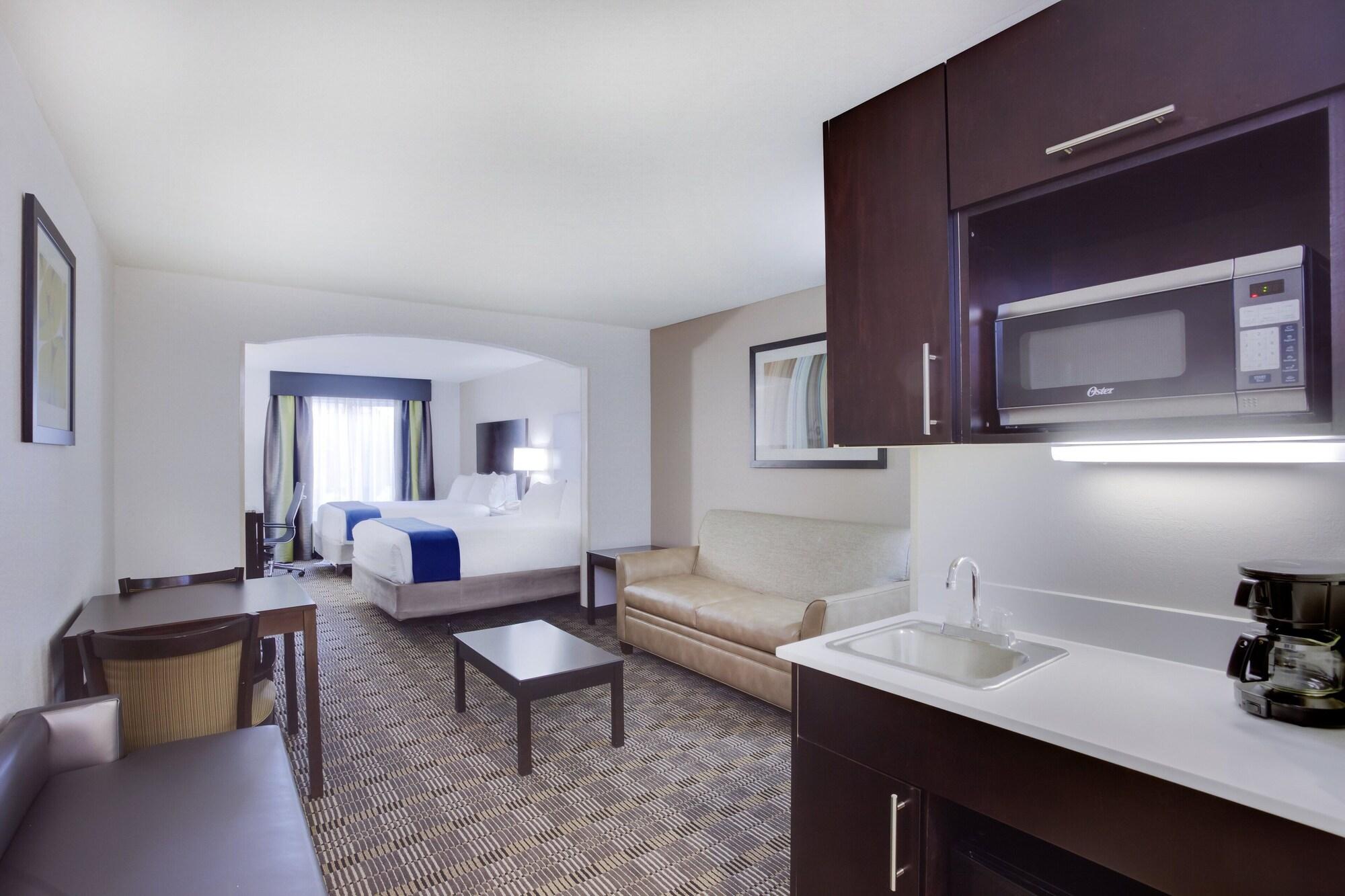 Habitación Holiday Inn Express Hotel & Suites Mebane by IHG