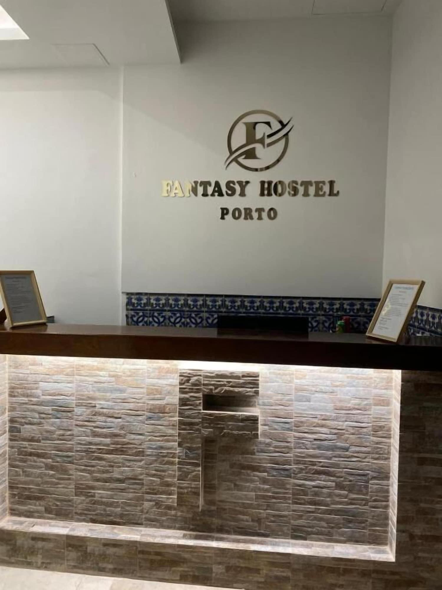 Vista Lobby Fantasy Hostel Porto