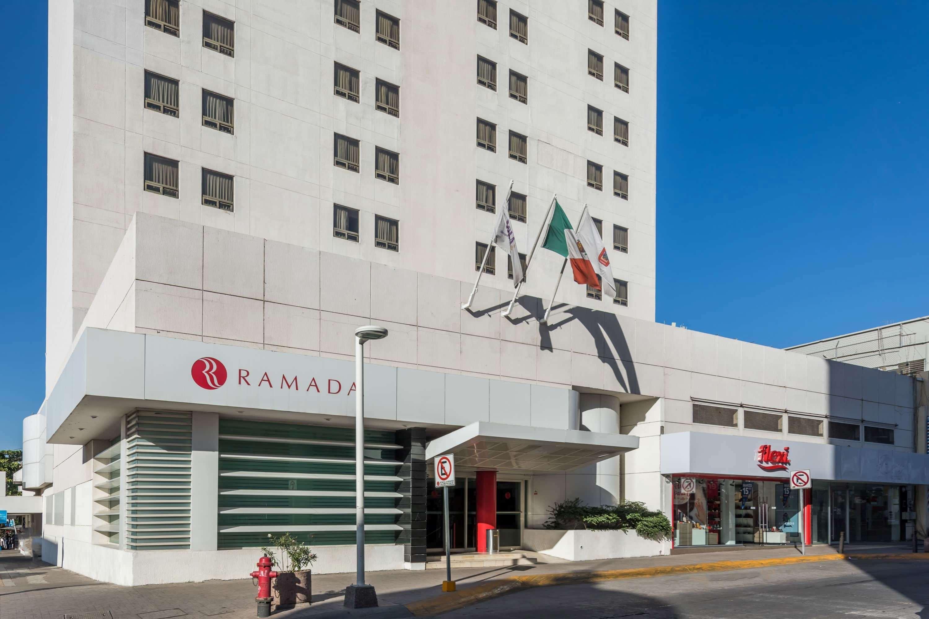 Vista Exterior Ramada by Wyndham Hola Culiacan