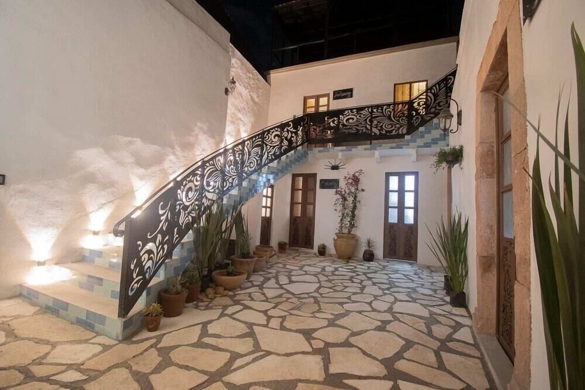 Vista Exterior El Jardin de la Abuela