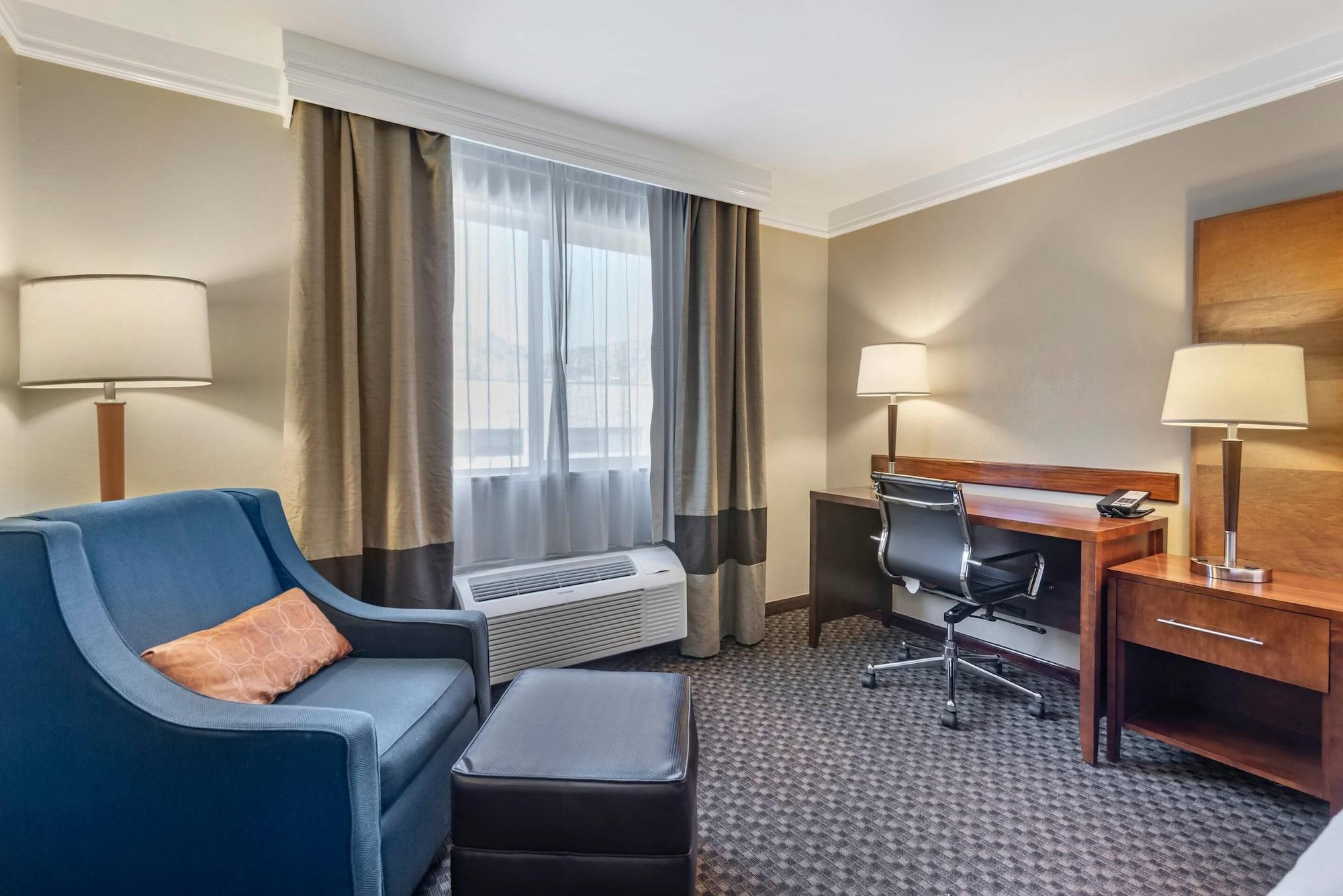 Habitación Comfort Inn & Suites Durango