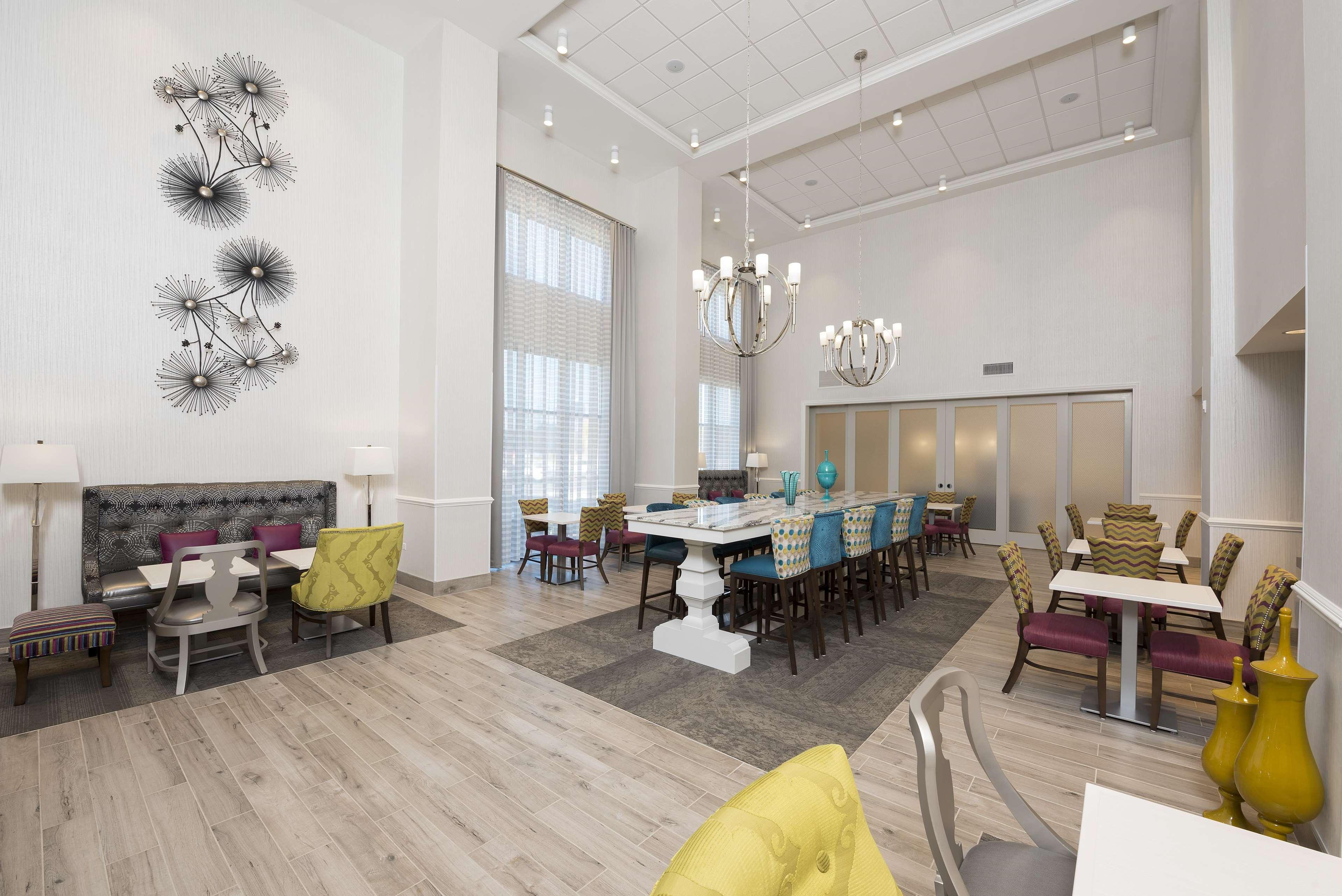 Restaurant Hampton Inn & Suites Chicago Schaumburg