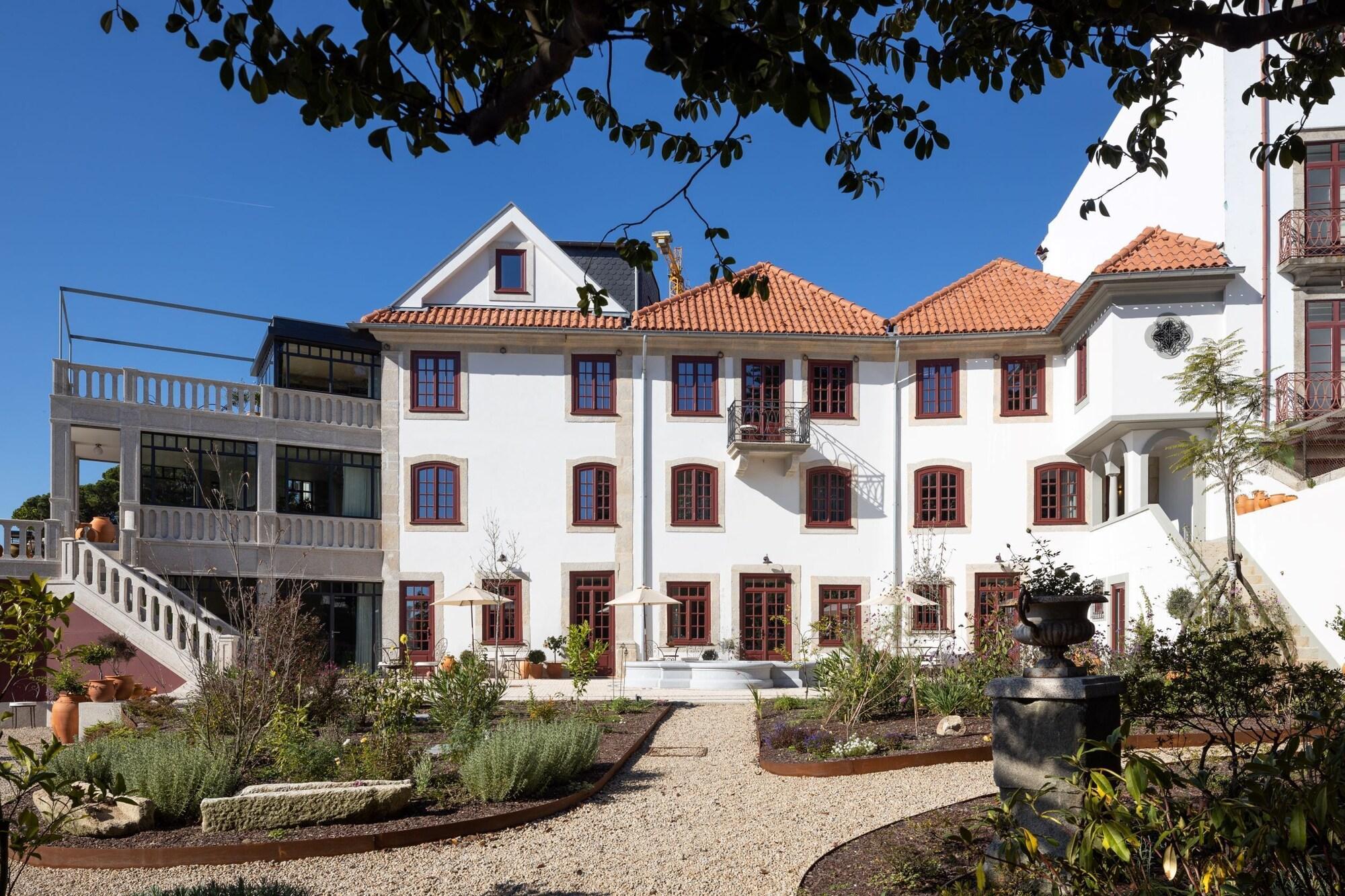 Varios CASA CAMÉLIA