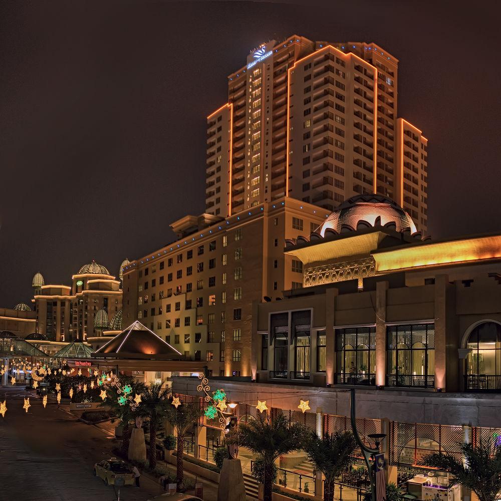 Vista Exterior Resort Suites at Bandar Sunway
