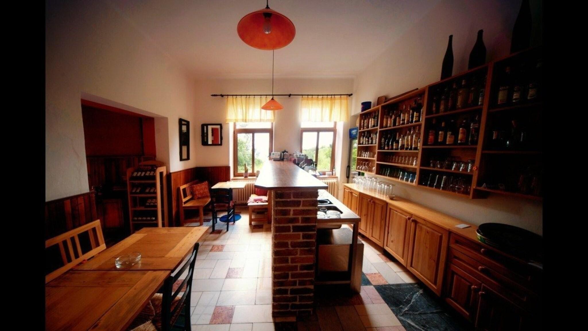 Bar/Salón Hotel Pod Šikmou Věží