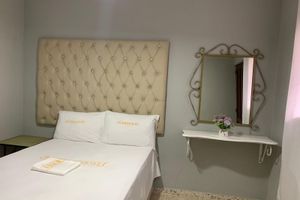 undefined - Glamour Hotel