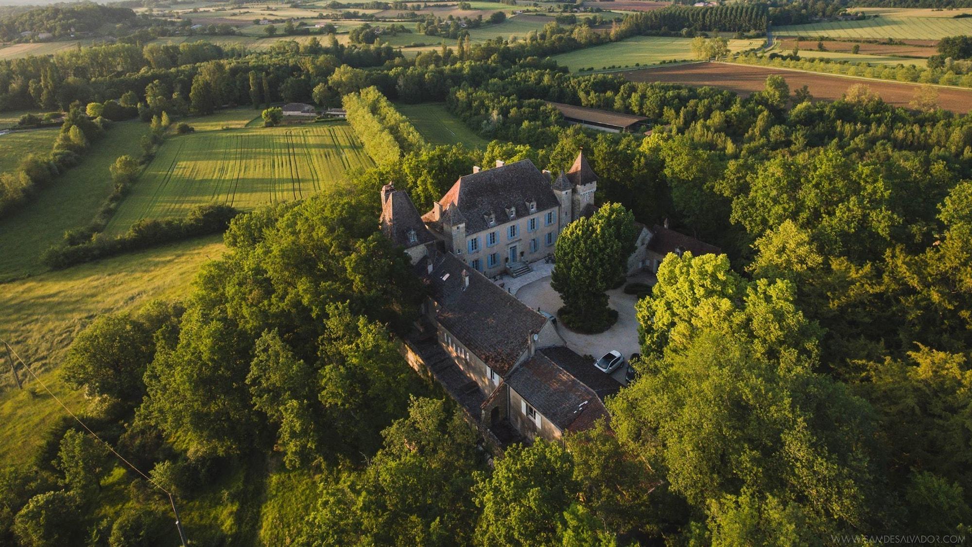Varios Chateau Ladausse