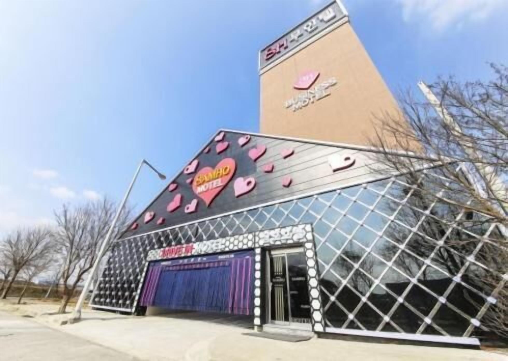 Vista Exterior Samho Hotel