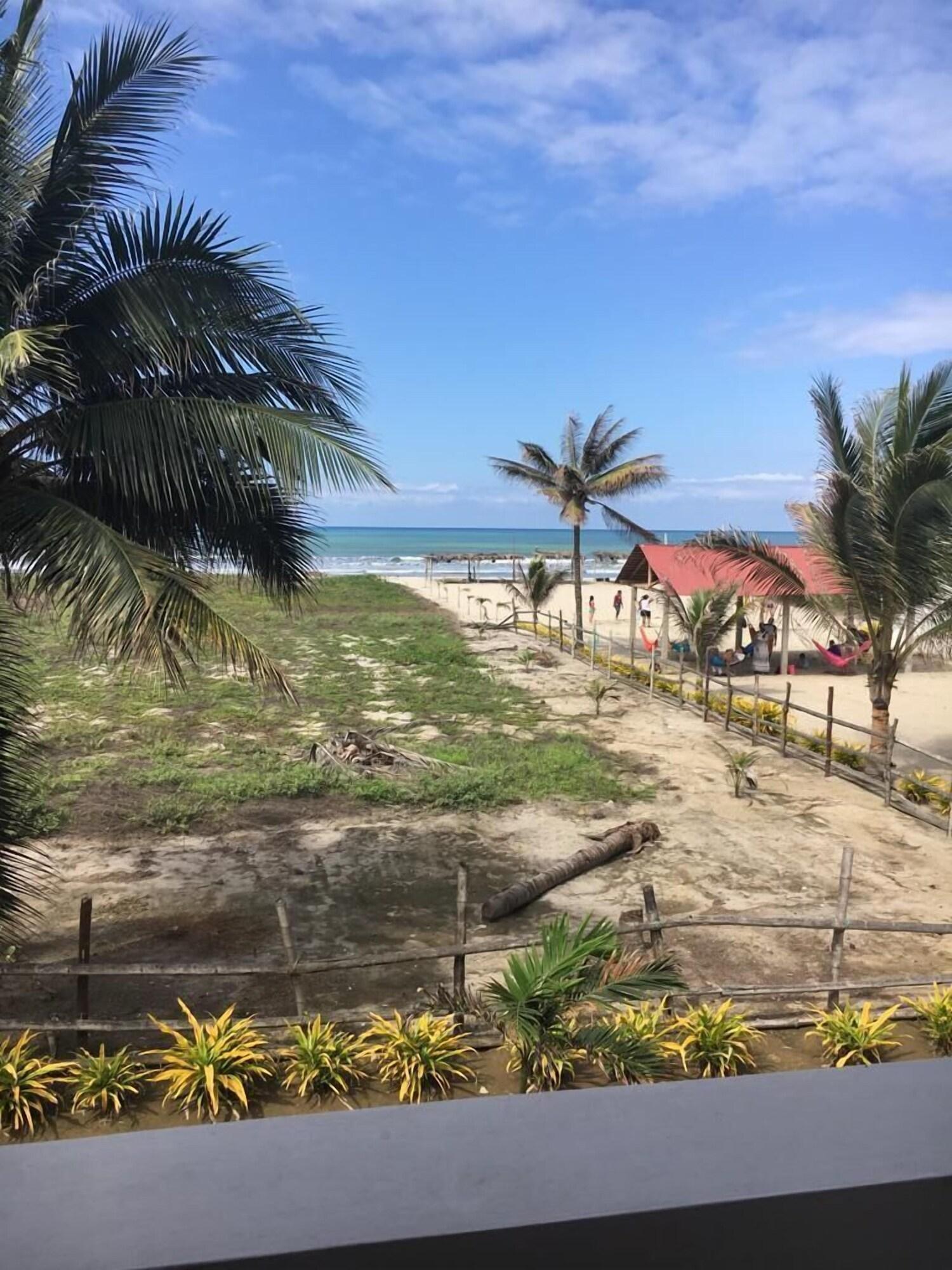 Playa Sundown Beach Hotel