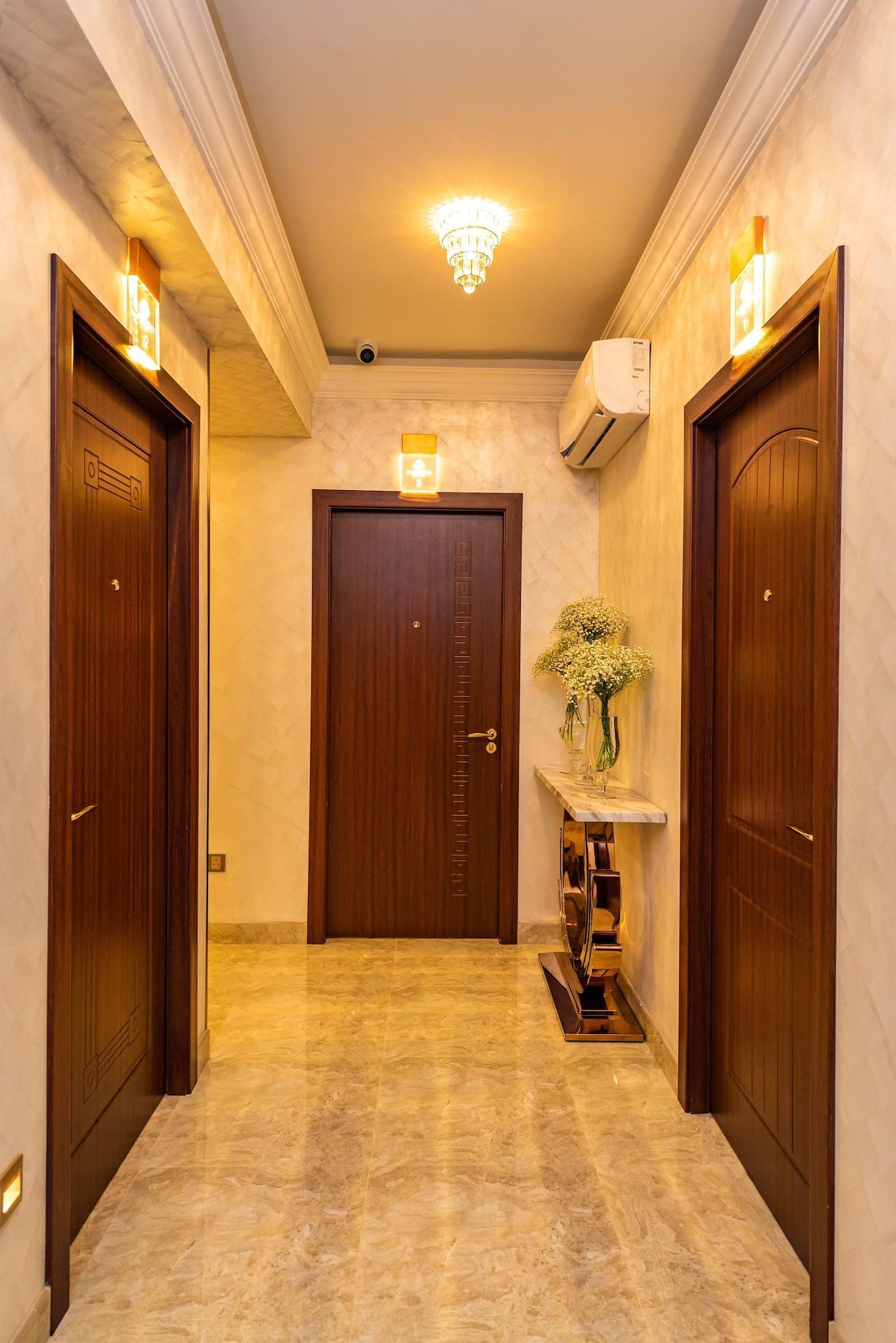 Vista Lobby AC Residence