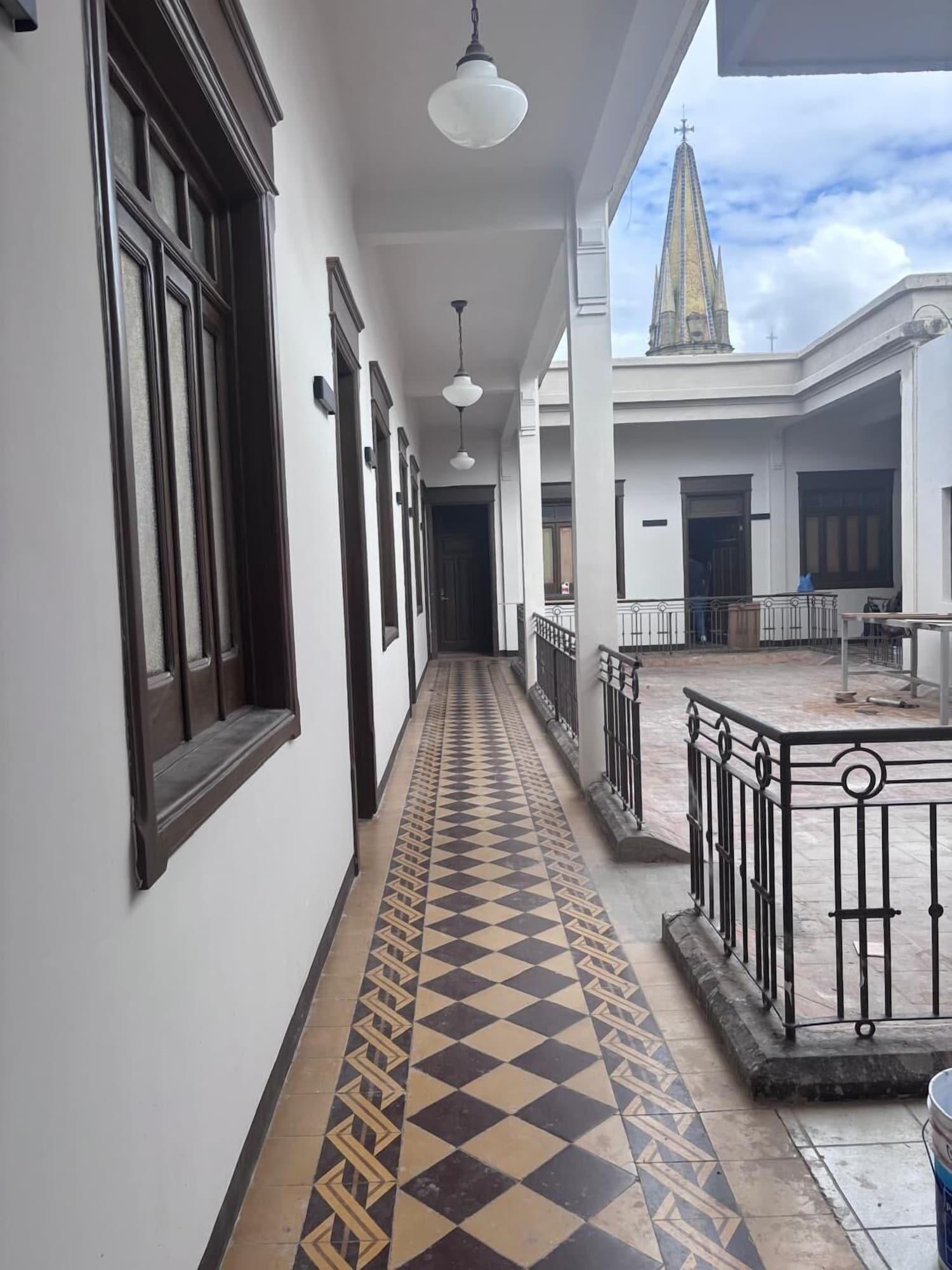 Equipamiento de Habitación Vista Catedral Self Check in