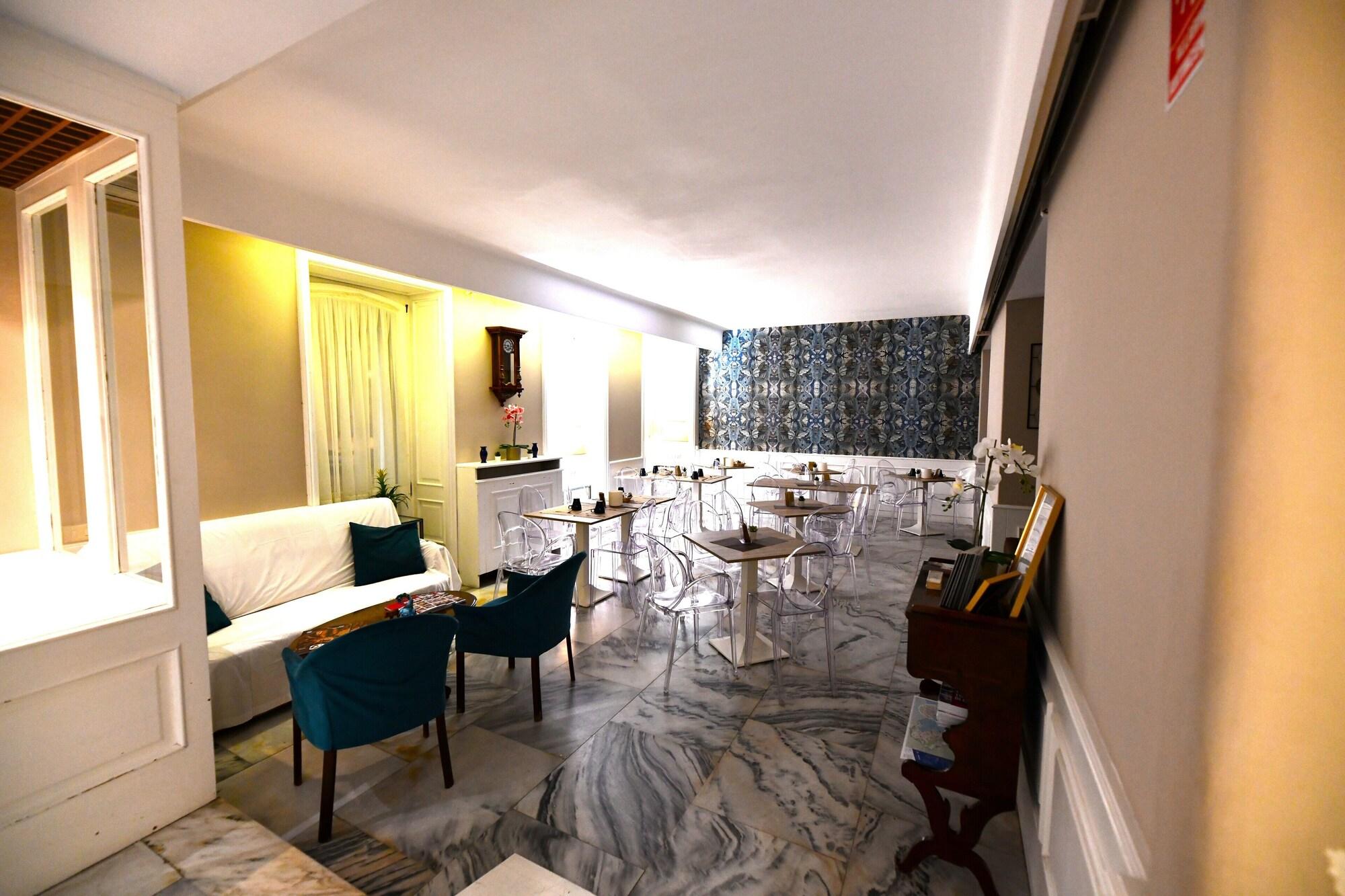 Vista Lobby Hotel Bristol