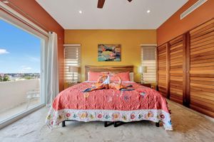 2 bedroom & 2 bathroom Ocean View condo at Isla 33!