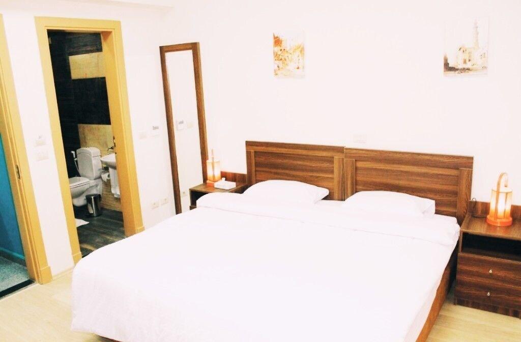 Varios Vibes Hostel & SPA