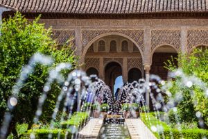 Actividad - Visita guiada a la Alhambra: Alcazaba y jardines del Generalife