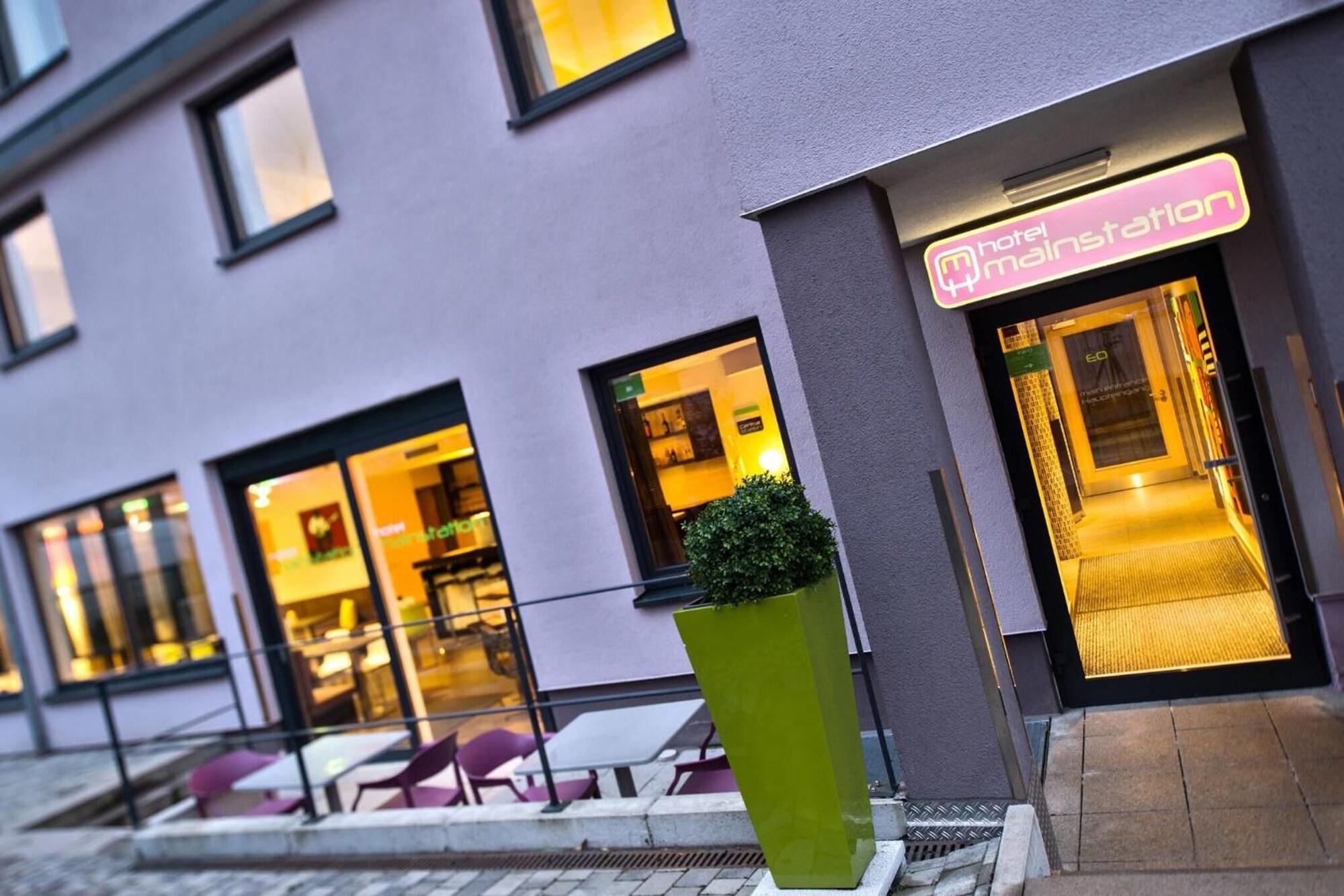 Vista Exterior Hotel Mainstation
