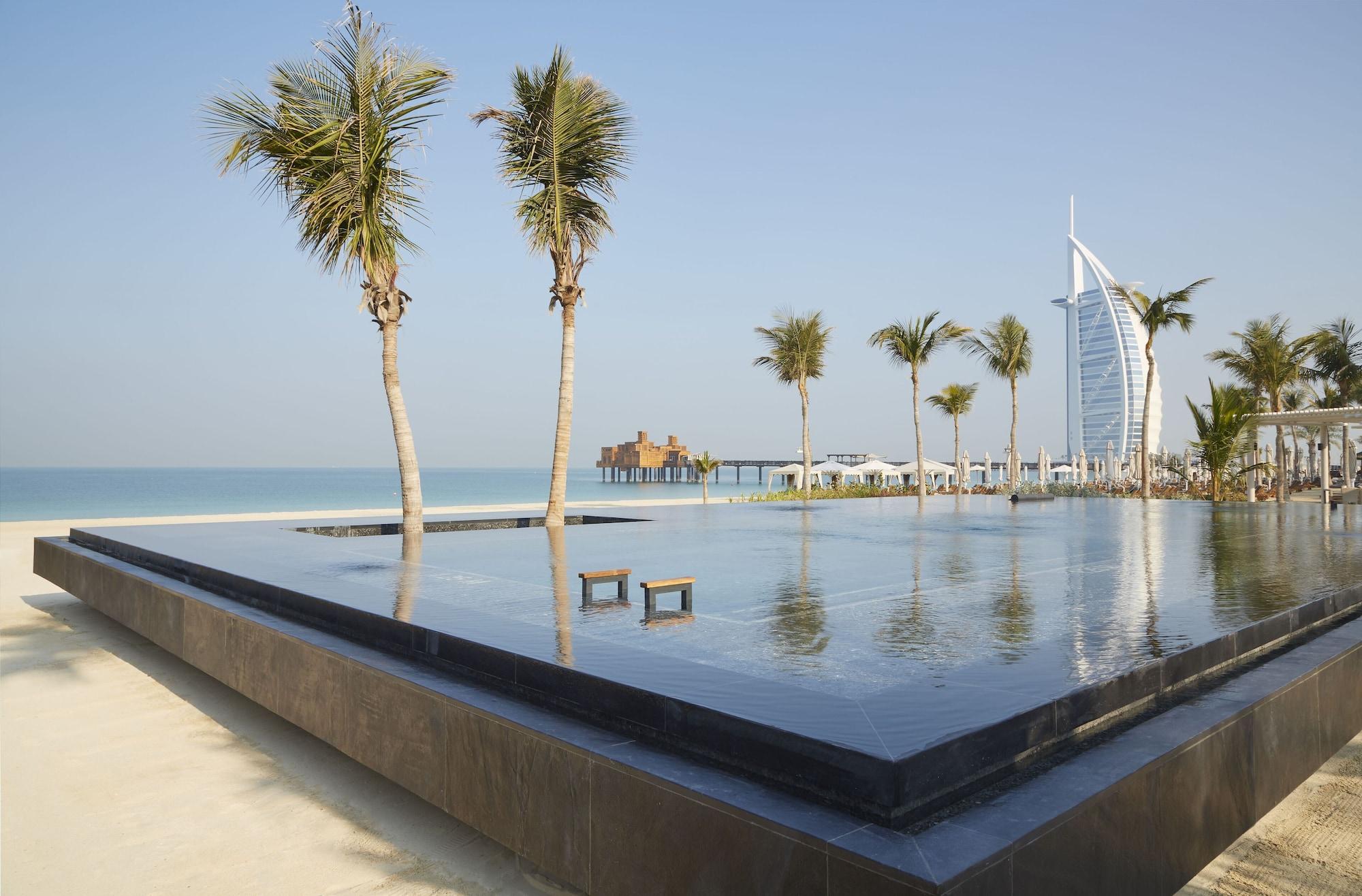 Vista Piscina Jumeirah Dar Al Masyaf